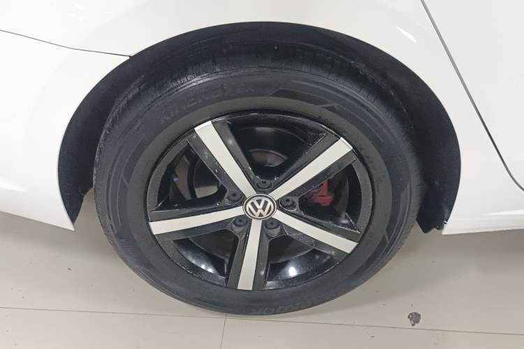 Used Volkswagen Lamando 2019 230TSI DSG Fashion Edition China VI
