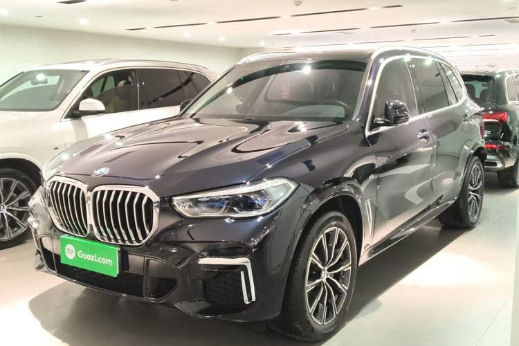 Used BMW X5 2022 Restyled xDrive 30Li Luxury Version M Sport Package
