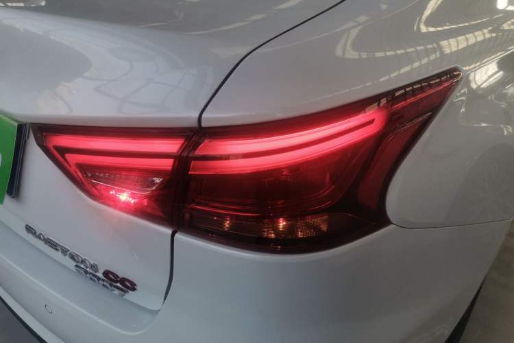 Used Changan Ruicheng CC 2022 Blue Whale Edition 1.5T DCT Luxury Model
