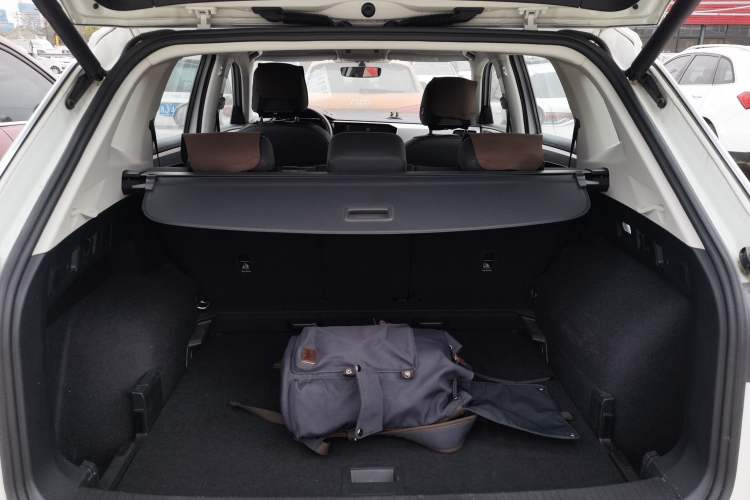 Used Volkswagen Tayron 2020 330TSI Two-Wheel Drive Luxury Smart Connectivity Version
