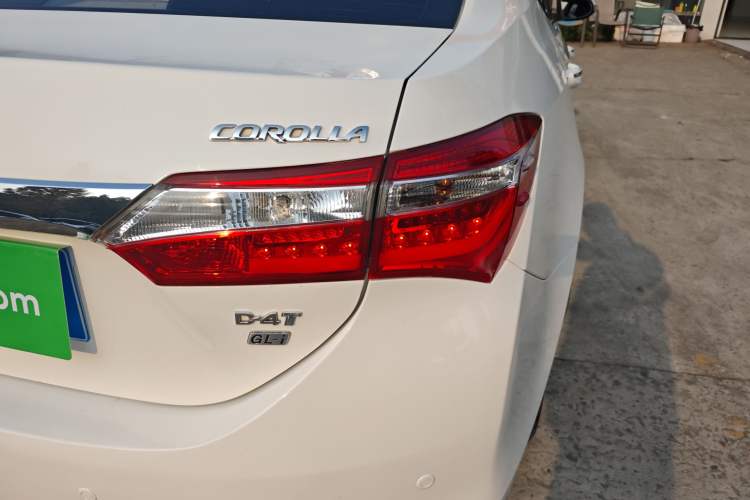 Used Toyota Corolla 2017 1.2T CVT GL-i Leather Edition
