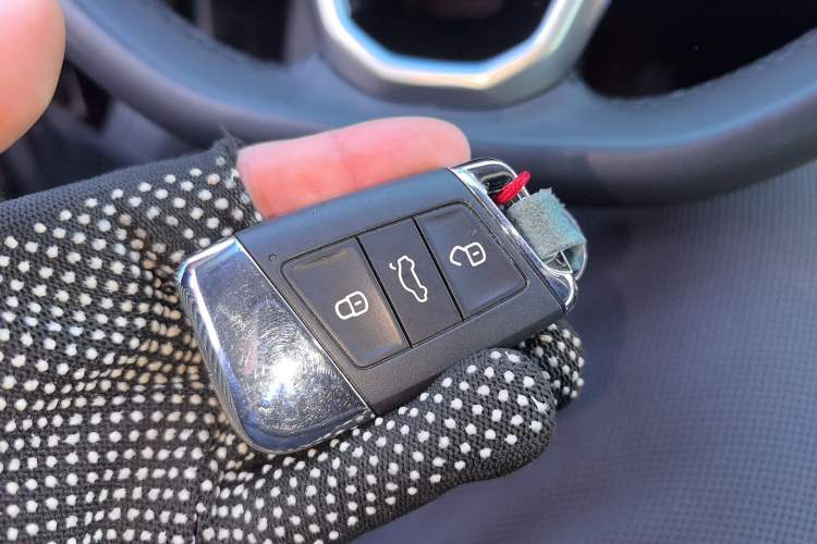 Used Volkswagen Passat 2025 Outstanding Model 330TSI Elite Edition
