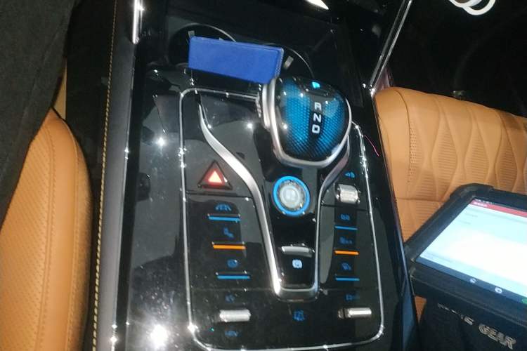 Used BYD Tang New Energy 2023 DM-i Champion Edition 112KM Prestige Model
