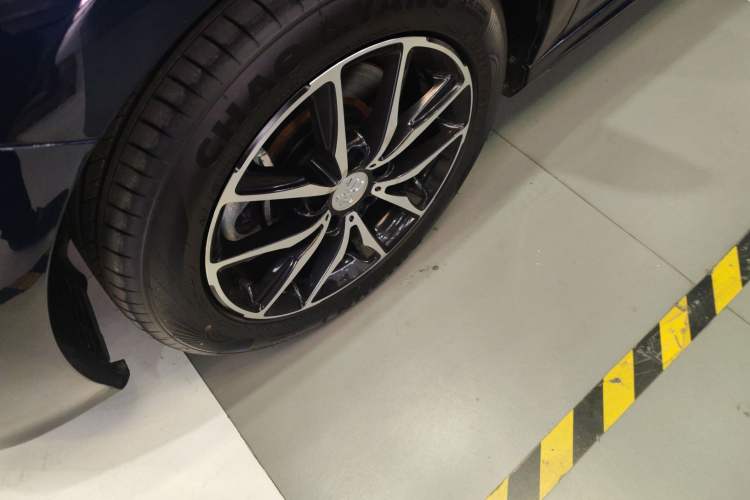 Used BYD Song MAX 2018 1.5T Automatic Smart Connect Elite Model with 6 Seats