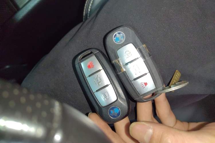 Used Venucia T90 2017 2.0L CVT Smart Edition