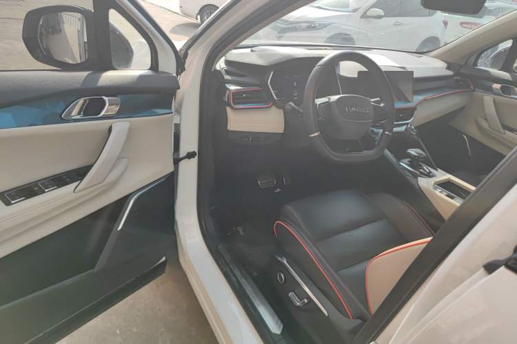 Used Lynk & Co 06 2020 1.5T YAO Halo
