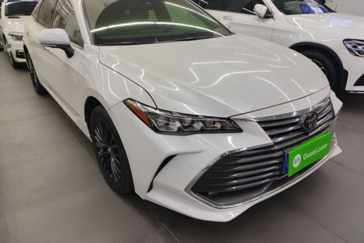 Used Toyota Avalon 2019 2.5L Touring Premium Version China VI Standard
