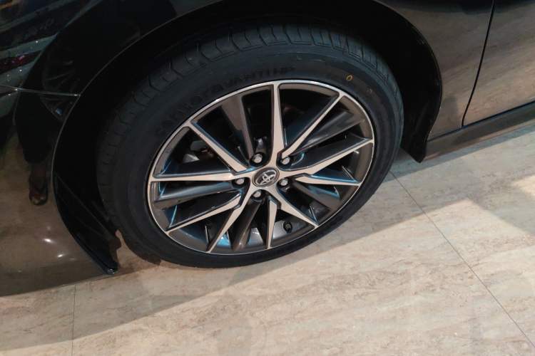 Used Toyota Camry 2021 2.5G Luxury Edition
