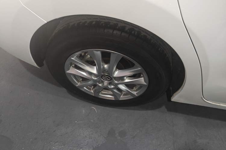 Used Mazda Mazda 3 Axela 2019 Cloud-Controlled Sedan 1.5L Automatic Luxury Model China VI Standard
