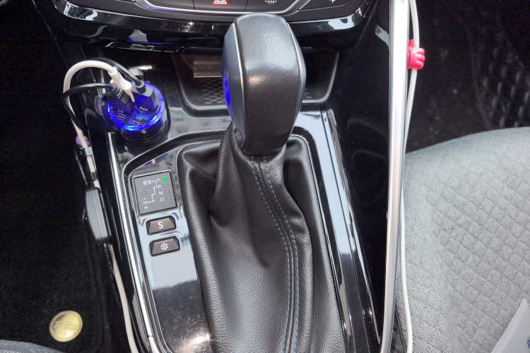 Used Peugeot 308 2016 1.6L Automatic Luxury Edition
