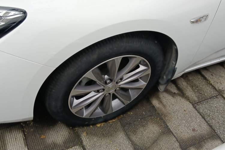 Used Chevrolet Monza 2022 320 Automatic Enjoyment Sunroof Version
