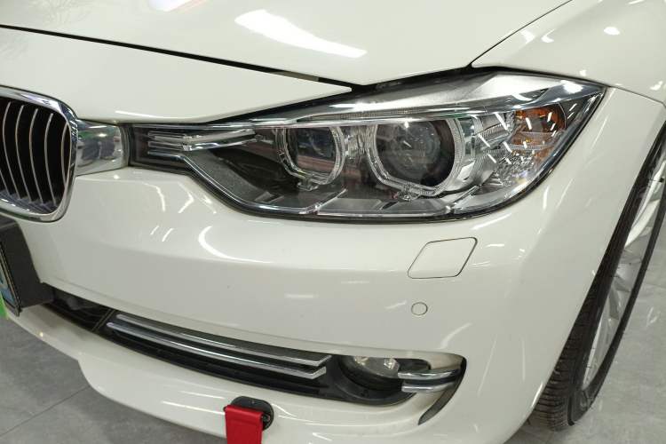 Used BMW 3 Series 2015 320Li Luxury Design Package
