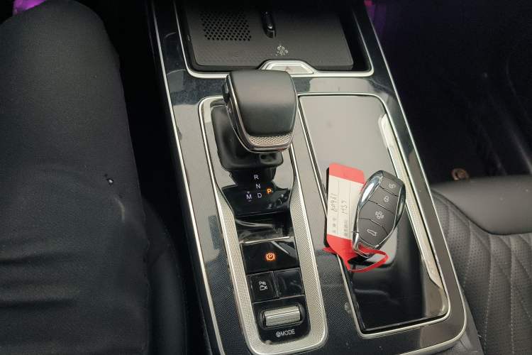 Used Hongqi HS5 2023 2.0T Qixiang Pro Edition
