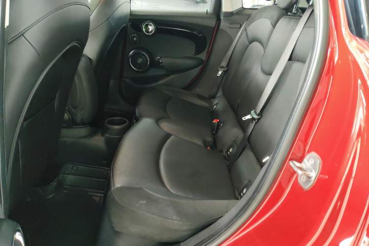 Used  MINI 2015 2.0T COOPER S Five-Door Edition
