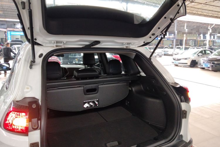 Used  Cherokee 2017 2.0L Superior Edition