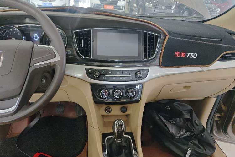 Used Baojun 730 2016 1.5L Manual Comfort Version 7 Seats China V Emission Standard
