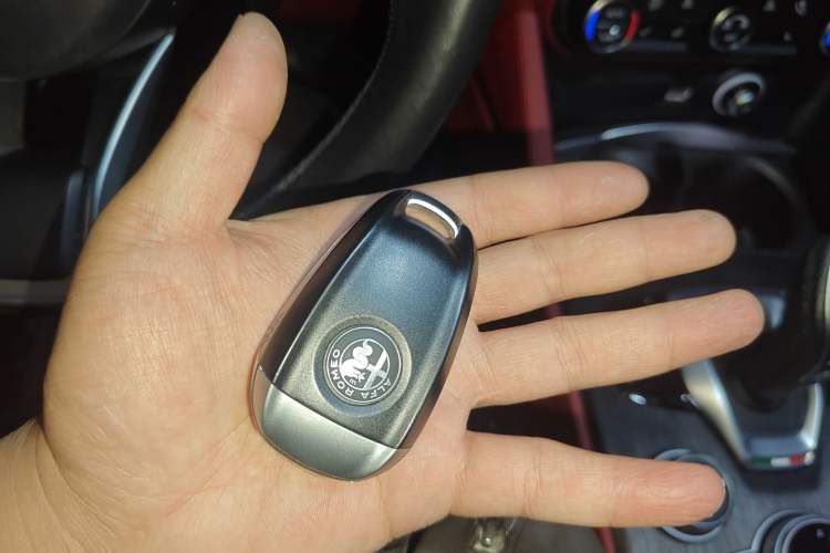 Used Alfa Romeo Stelvio 2021 2.0T 280HP Luxury Edition
