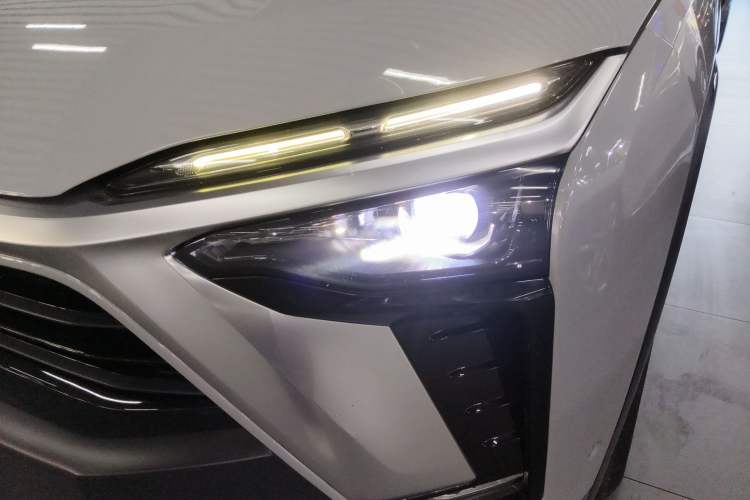 Used Nio ES8 2020 415 km Range 6-Seater Version
