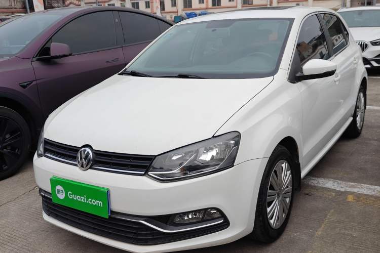 Used Volkswagen Polo 2016 1.6L Automatic Comfort Model