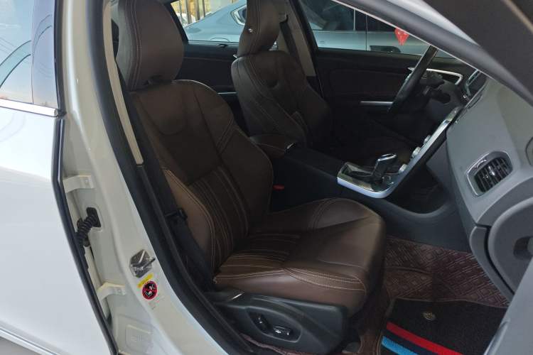 Used Volvo S60 New Energy 2019 S60L T6 E-Drive Hybrid Edition