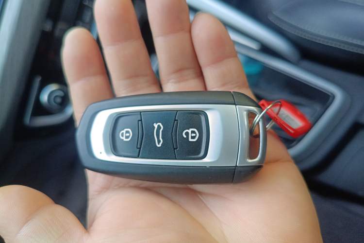 Used Geely Auto Vision X3 2017 1.5L Automatic Prestige Model