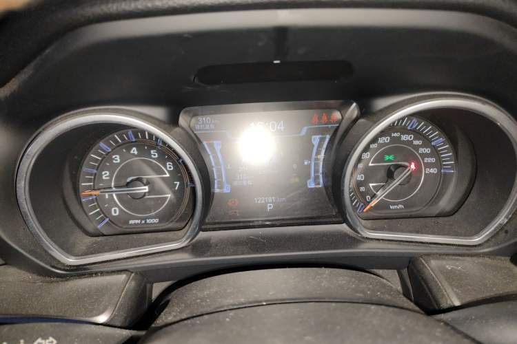 Used  Commander 2018 2.0T Two-Wheel Drive Enjoyment Version China VI Emission Standard