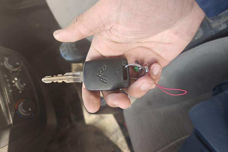 Used Wuling Rongguang S 2021 1.2L Base Model Window-Sealed 2-Seat LSI Car