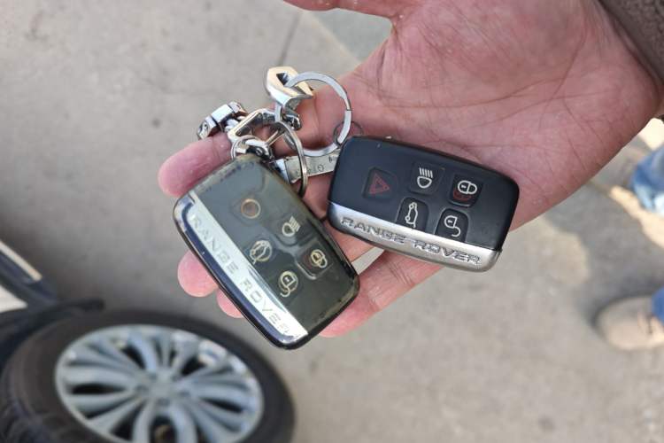 Used Land X7 2015 2.0T Panoramic Prestige Edition
