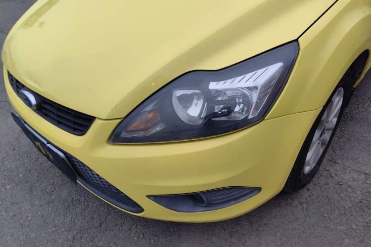 Used Ford Focus 2013 Hatchback Classic 1.8L Automatic Base Model
