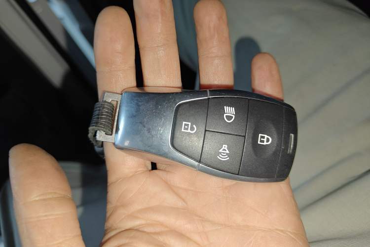 Used  BJ40 2024 2.0D Blade Hero Glory Edition
