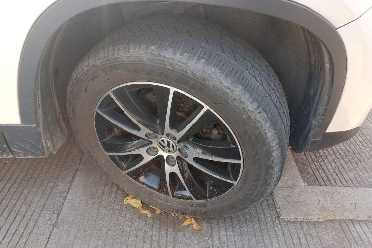 Used Volkswagen Tiguan 2015 1.8TSI Automatic Two-Wheel Drive Luxury Model