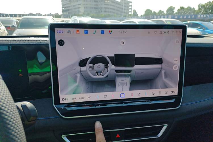 Used Volkswagen Tiguan L 2024 PRO 380TSI Four-Wheel Drive R-Line Prestige Edition
