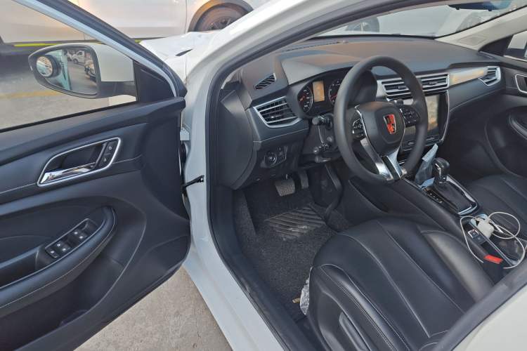 Used Roewe i5 2019 1.5L Automatic 4G Connected Langhao Edition