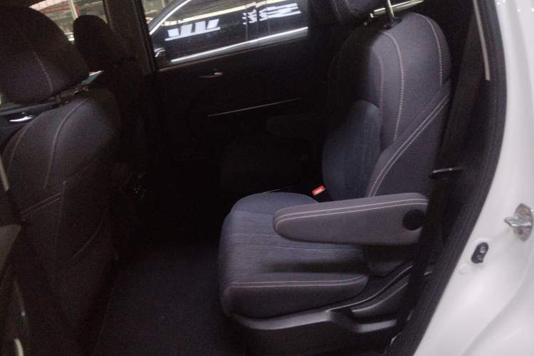 Used GAC Trumpchi M6 2023 PRO 270T DCT Elite Edition
