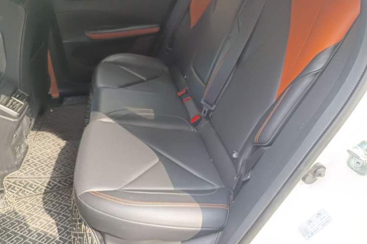 Used Changan UNI-V 2022 1.5T Prestige Version