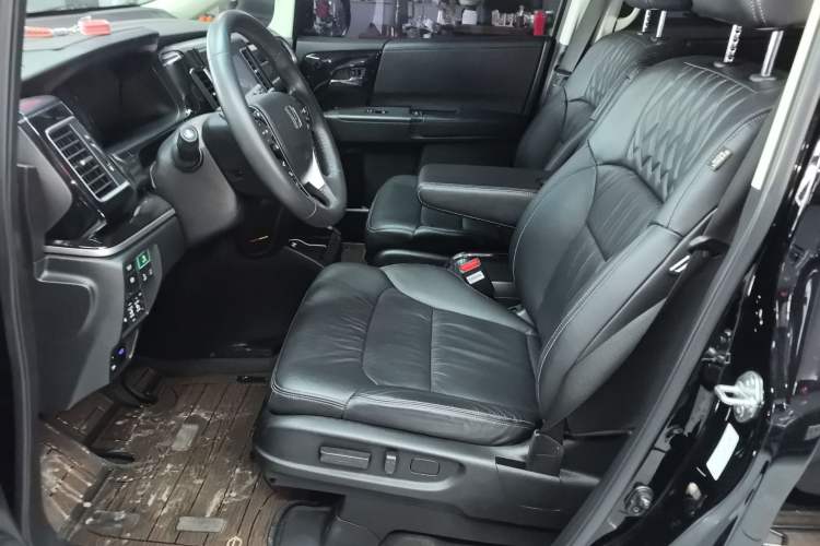 Used Honda Elysion 2019 2.0L Hybrid Supreme Edition
