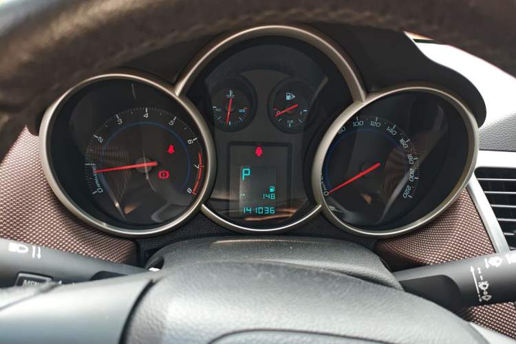 Used Chevrolet Cruze 2013 Hatchback 1.6L Automatic Luxury Model