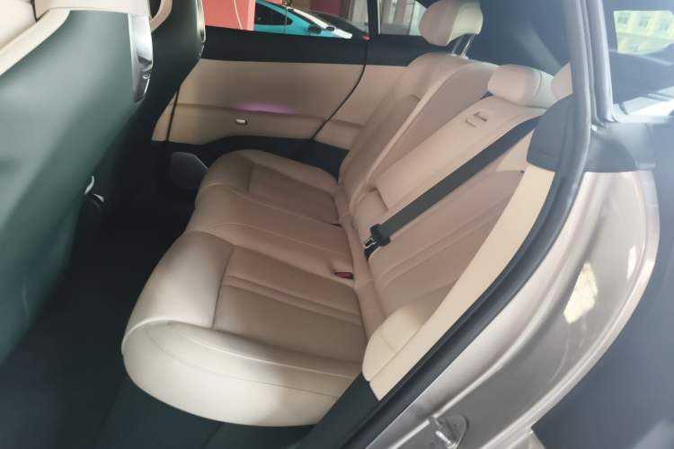 Used  YU7 2025 Ultra-Long Range Rear-Wheel Drive Version
