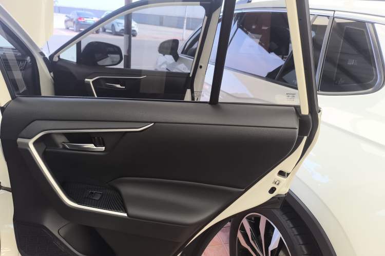 Used Toyota RAV4 2020 2.0L CVT Two-Wheel Drive Fashion Edition