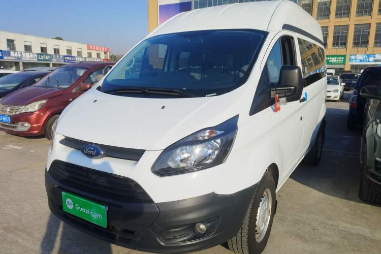Used Ford Transit 2019 2.0T Diesel Multi-Purpose Commercial Vehicle Short Wheelbase Mid-Roof Design 6-Seater China VI Standard