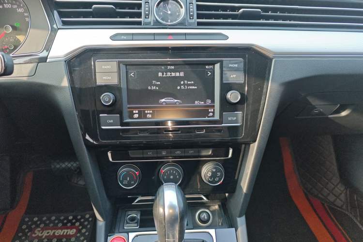 Used Volkswagen Magotan 2019 330TSI DSG Leading Edition China V Standard
