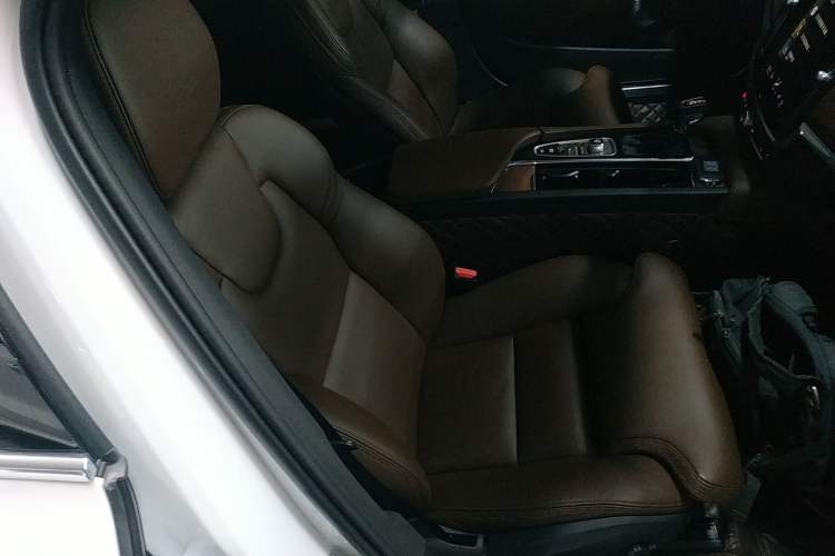 Used Volvo S90 2020 T5 Zhiya Luxury Edition