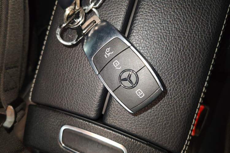 Used Mercedes-Benz GLB 2021 GLB 200 Fashion Model