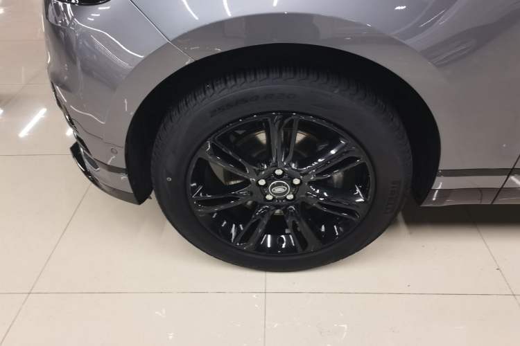 Used Land Rover Range Rover Velar 2023 250 PS Ebony Black Limited Edition