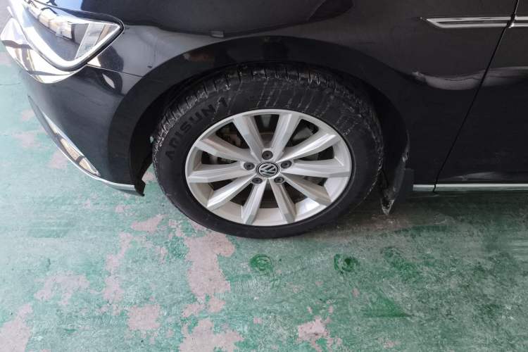 Used Volkswagen Magotan 2018 330TSI DSG Advanced Model
