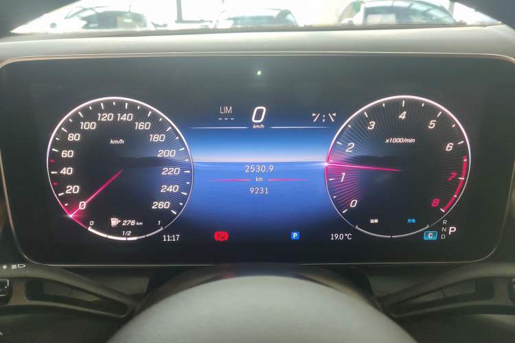 Used Mercedes-Benz GLC 2023 Refreshed GLC 300 L 4MATIC Dynamic Edition 5 Seats