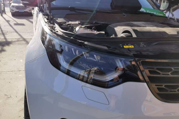 Used Land Rover Discovery 2019 3.0 SC V6 SE