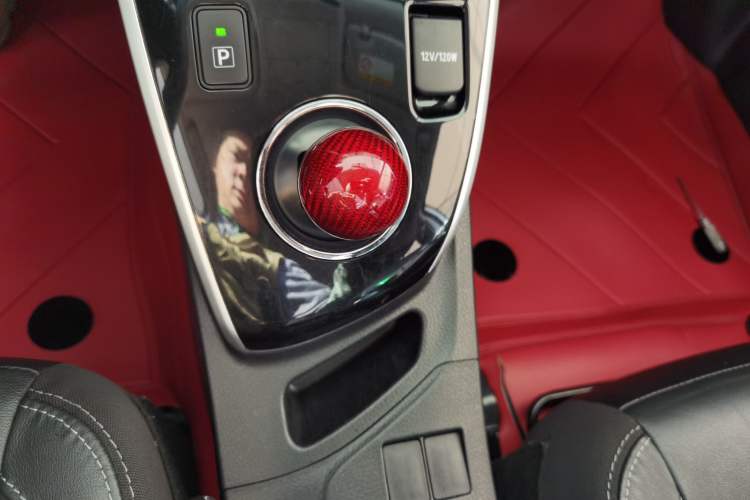 Used Toyota Corolla 2017 Revised Dual-Engine 1.8L E-CVT Elite Edition