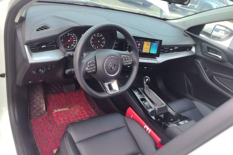 Used MG 5 2022 180 DVVT CVT Youth Style Edition
