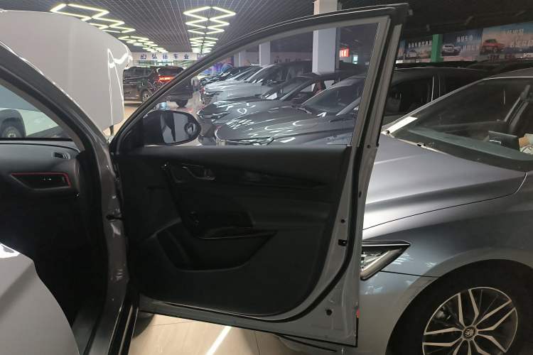 Used Dongfeng Aeolus AX7 2023 Mach Edition 1.5T DCT DF31
